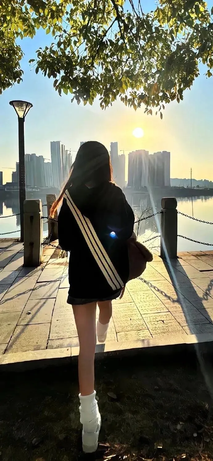 高清百搭风女生壁纸 - 炫图天下