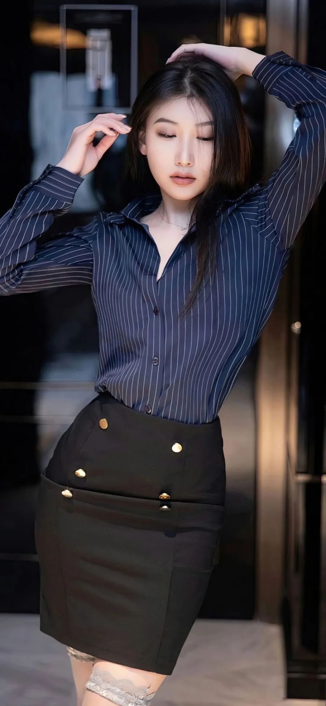 美腿手机壁纸|身材火辣的美女性感长腿 - 炫图天下