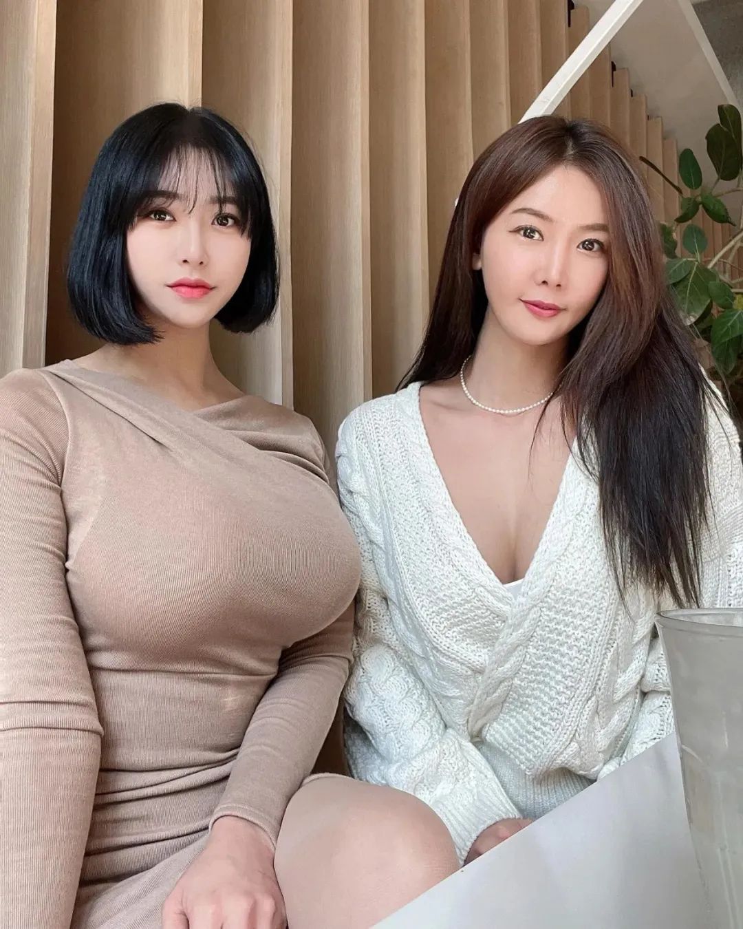 金花Party｜壁纸分享｜我更喜欢短发这位妹子，因为…… - 炫图天下