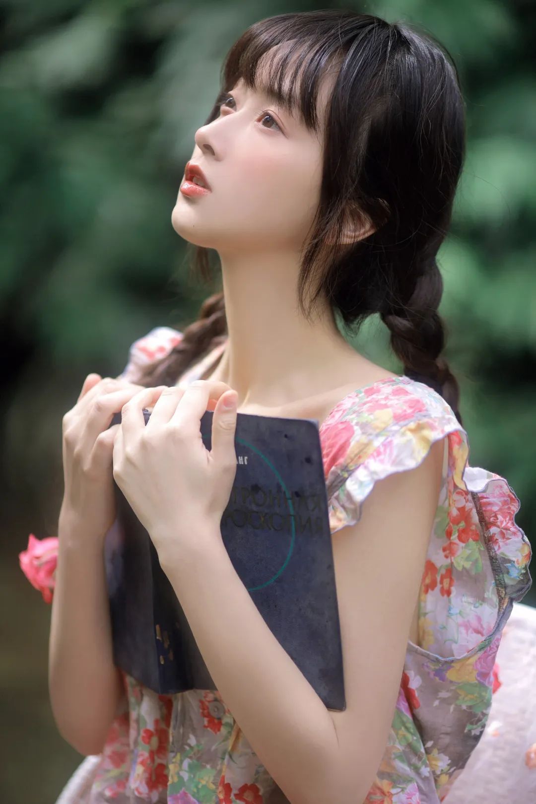 少女写真丨邻家清新脱俗双马尾 - 炫图天下