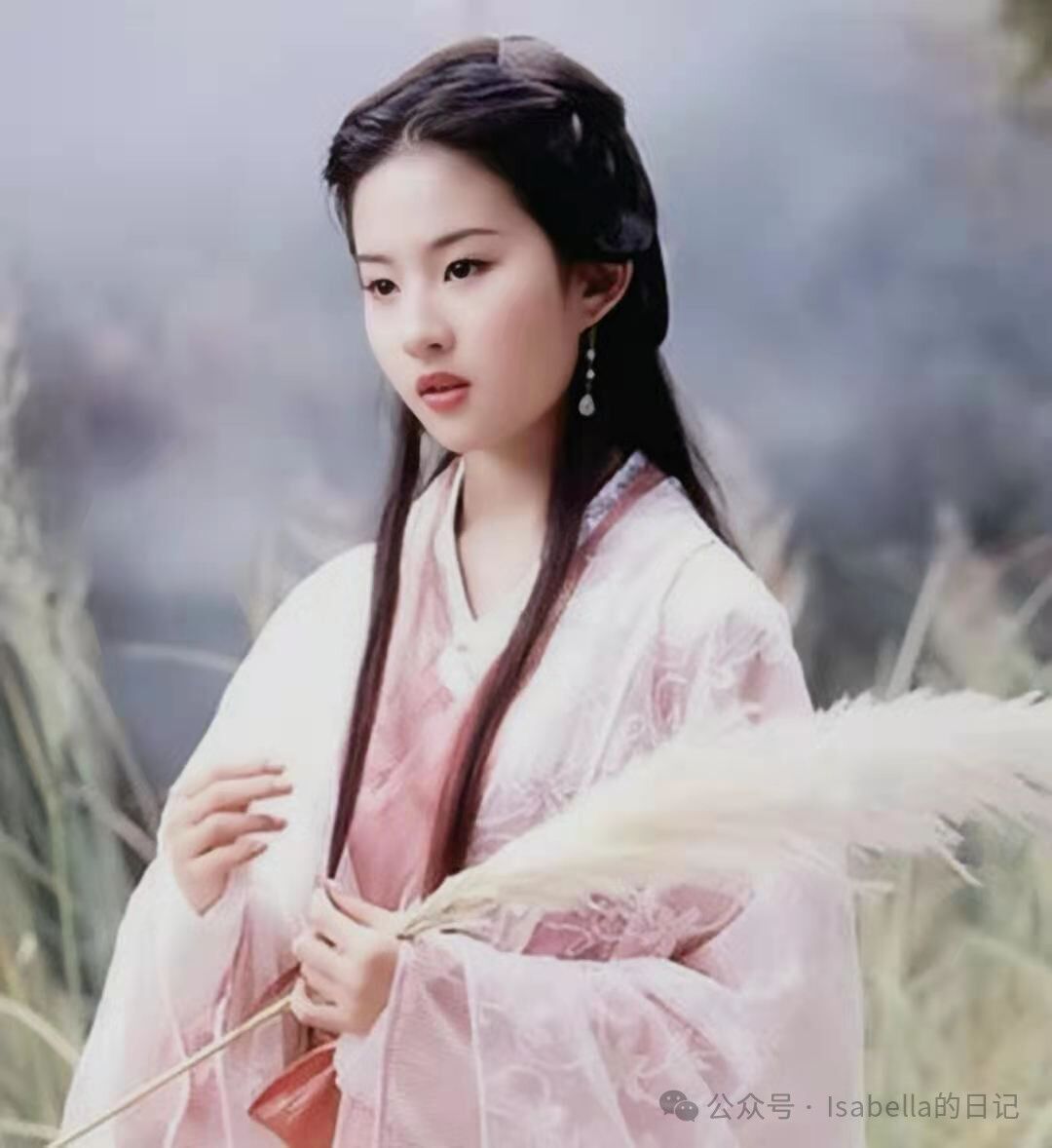 刘亦菲……一个美得让人惊心动魄的女子 - 炫图天下