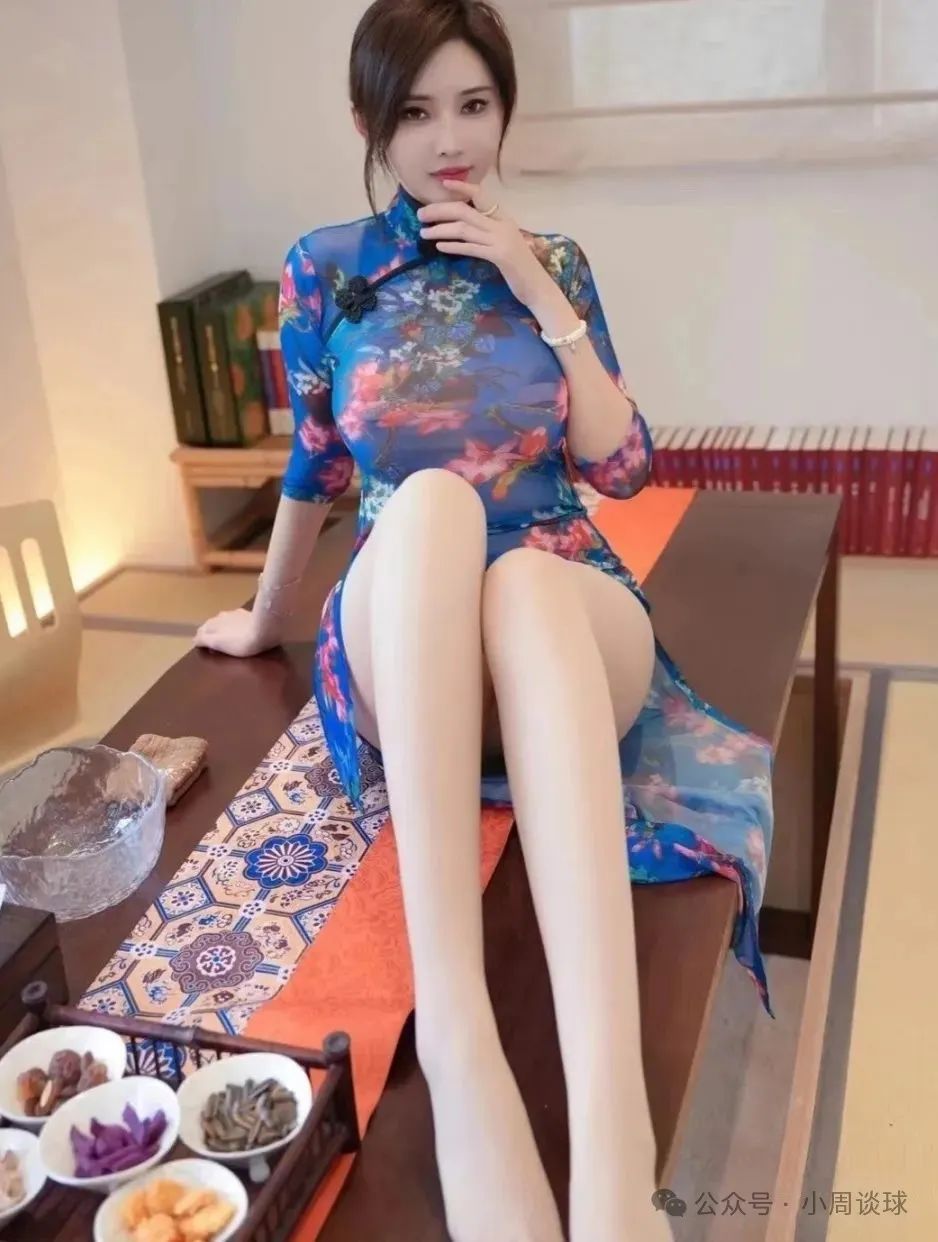 身材丰腴秀美，什么风格的衣服都能驾驭，这腰臀比绝美 - 炫图天下