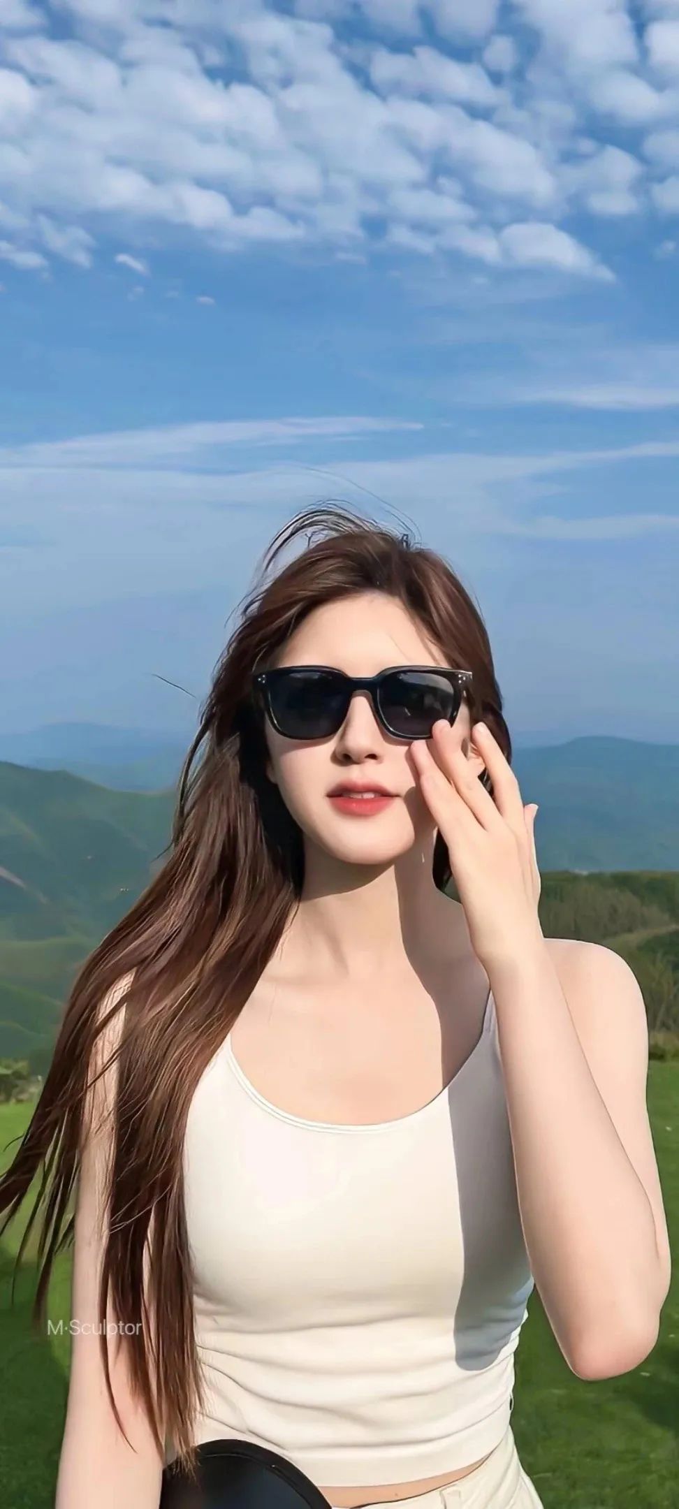 壁纸｜可爱搞怪壁纸赵露思美女分享 - 炫图天下