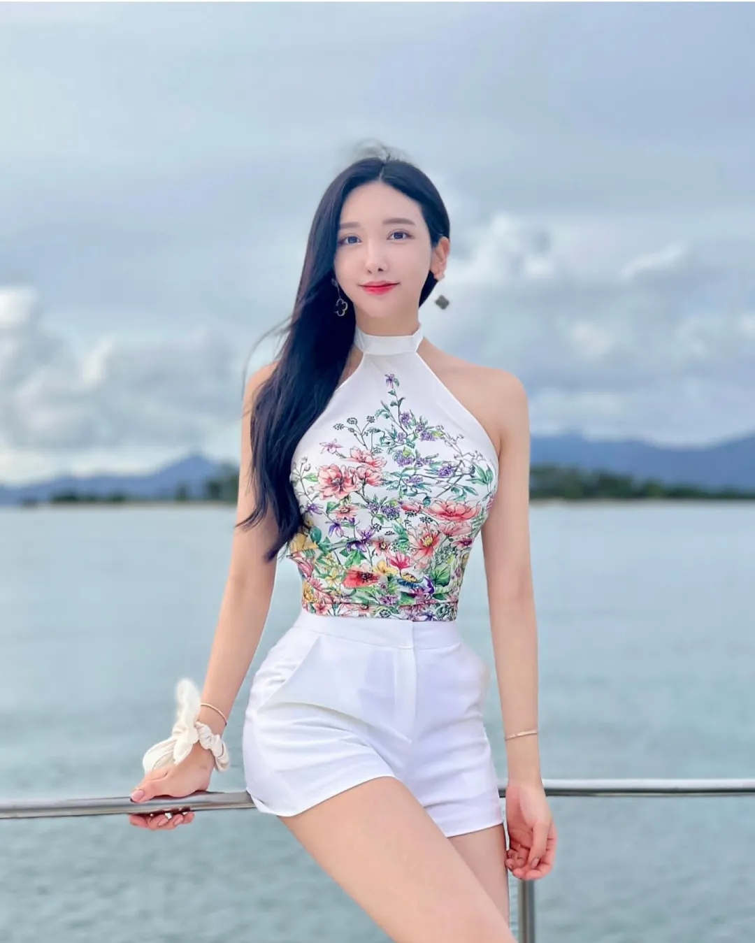 韩国顶级少妇！丰盈的上围！傲人的身材！ - 炫图天下