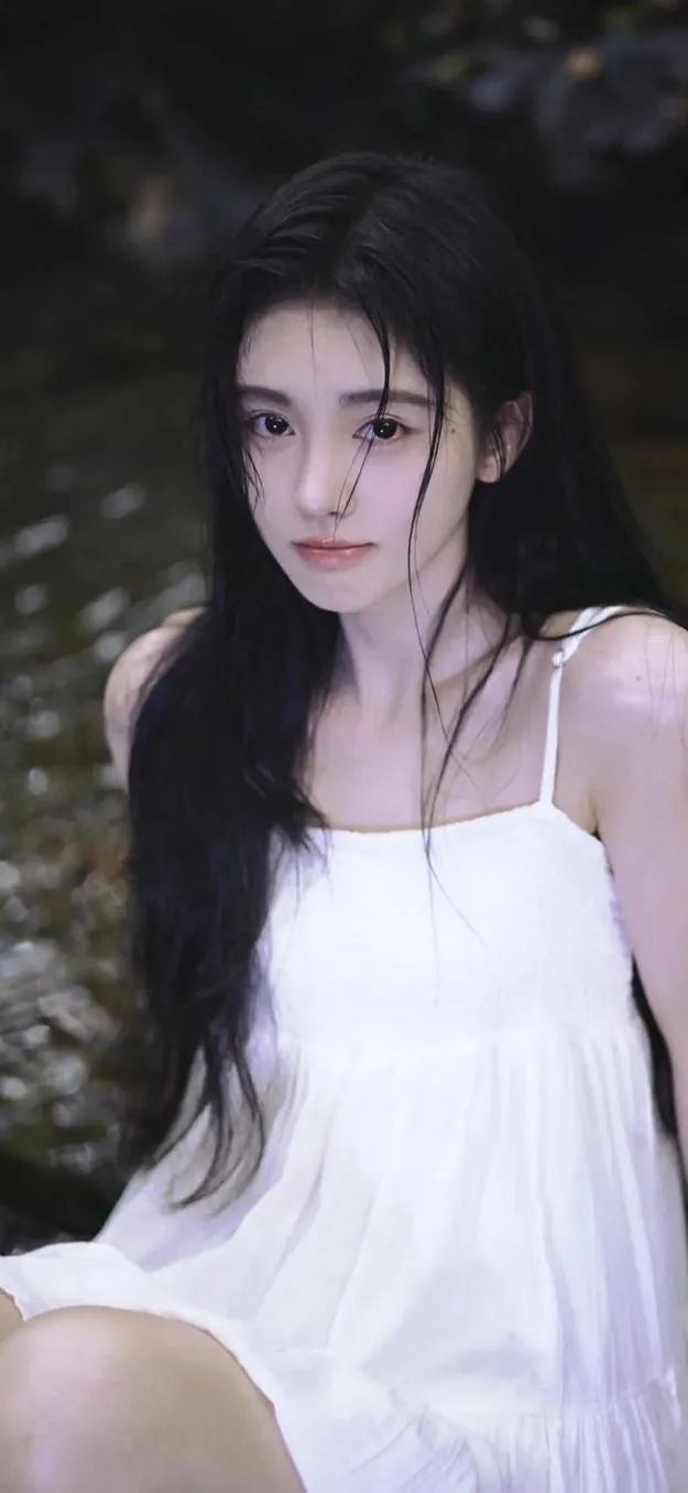 一眼心动的美女壁纸 - 炫图天下