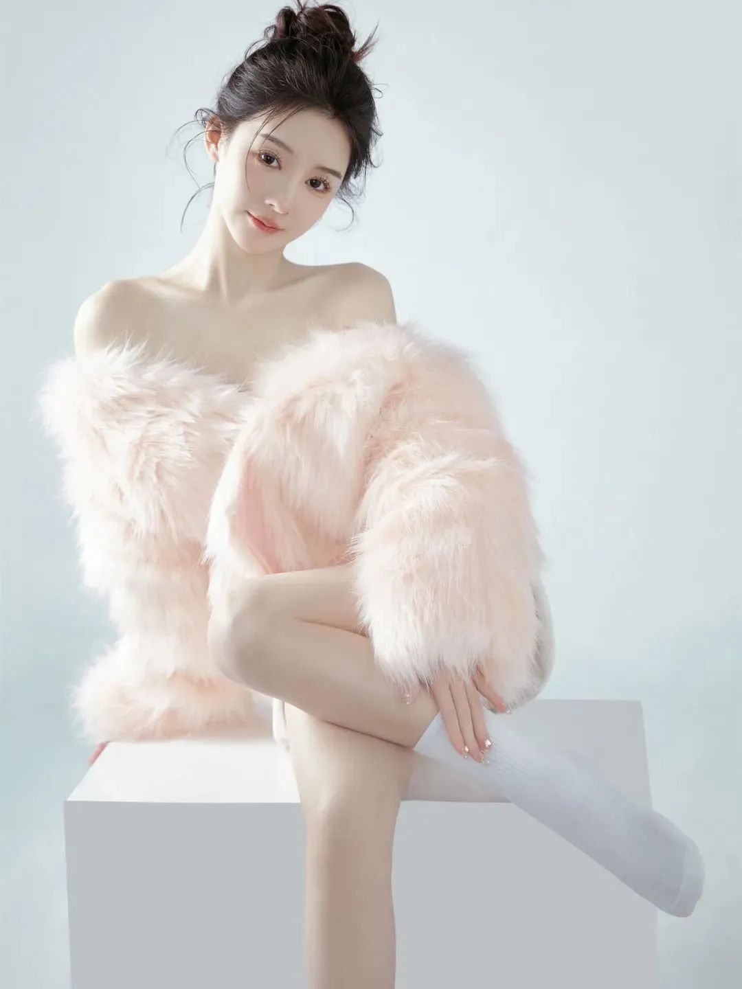 纯欲美腿写真 - 炫图天下