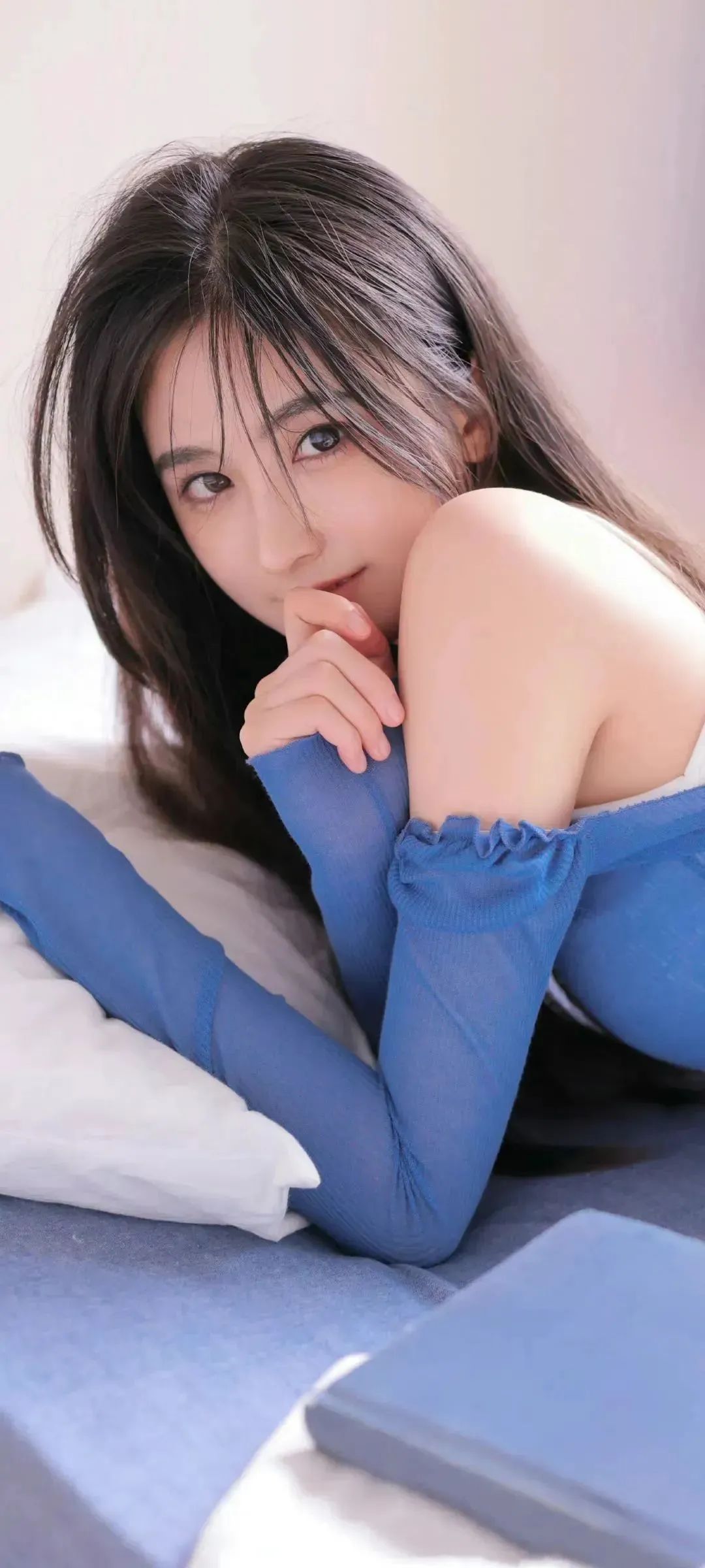 美女壁纸高清全面屏|顶级美女照片相册 - 炫图天下
