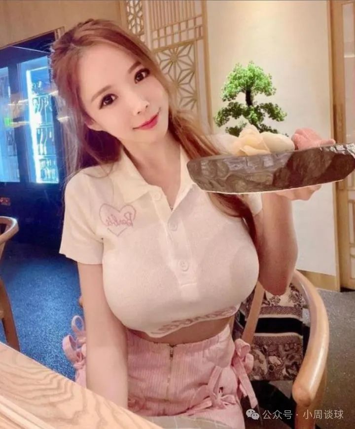 马来西亚网红DJ蓝星蕾，身材火辣，蚂蚁腰的极致美 - 炫图天下