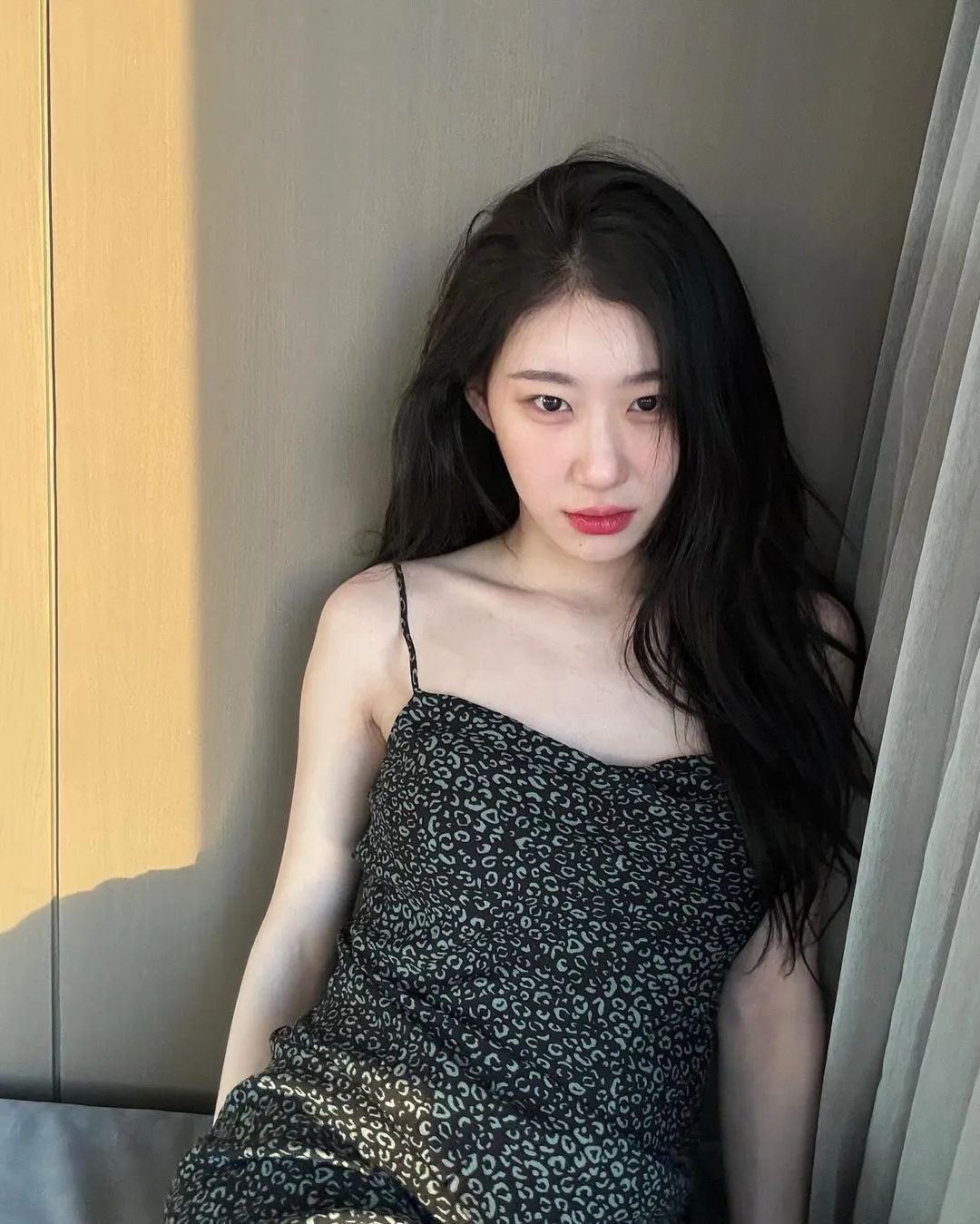 李彩领INS | 最自然的滤镜是在亲吻她的阳光 - 炫图天下