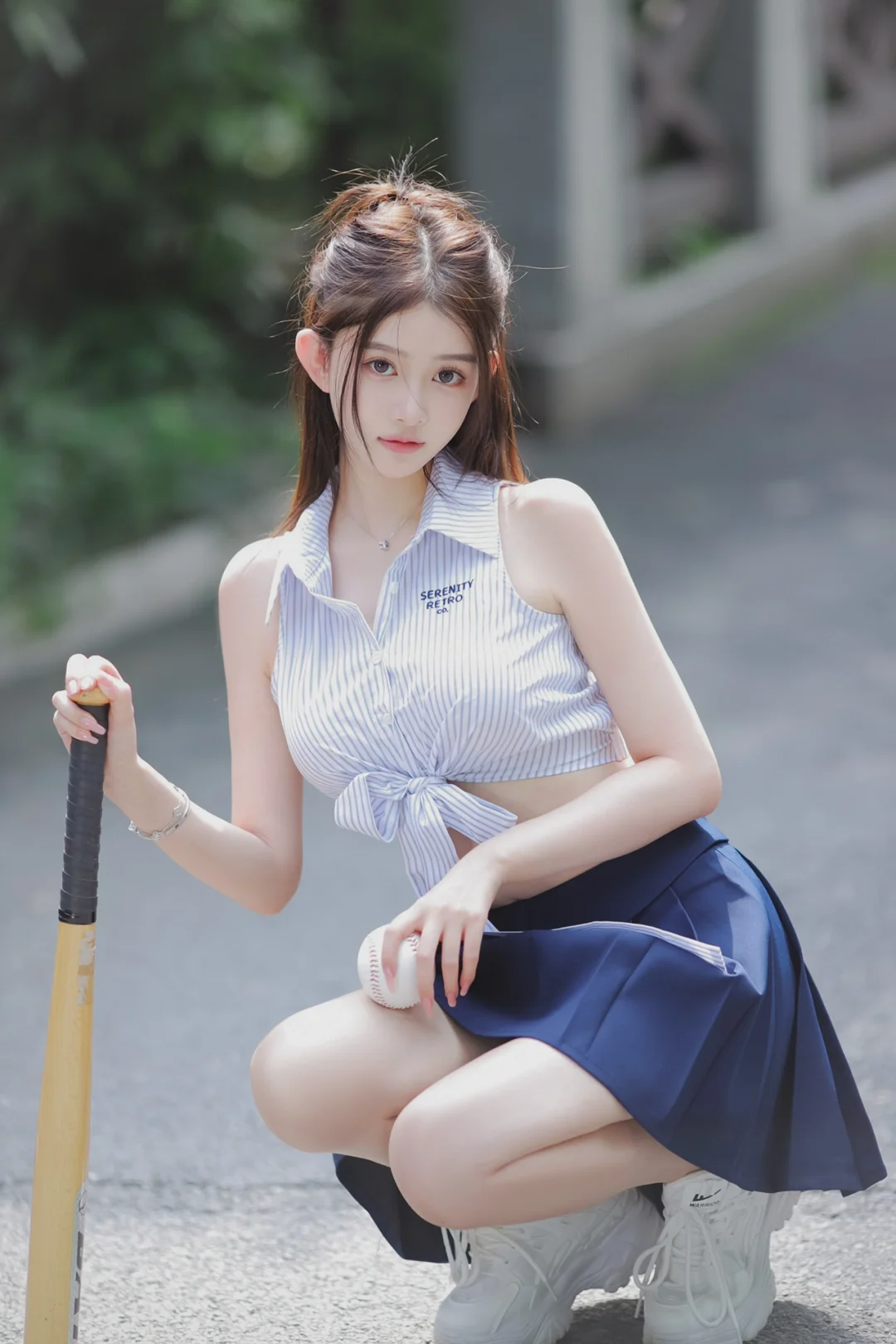 惟余美，玉臂轻挥，身姿曼妙…… - 炫图天下
