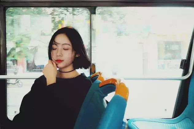 不会摆姿势？这里有最全摆姿Pose技巧 - 炫图天下