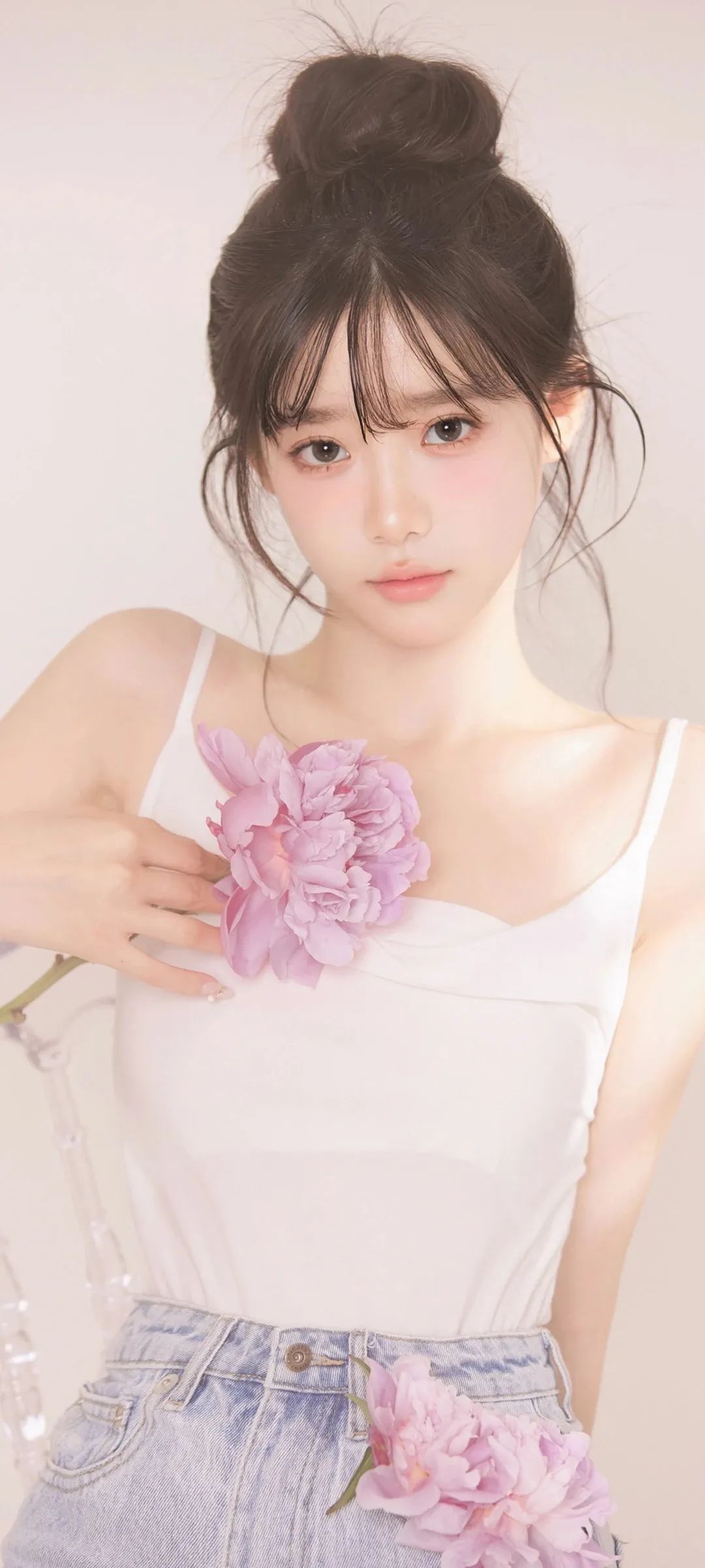 手机美女超清壁纸|高清壁纸纯欲美女写真 - 炫图天下
