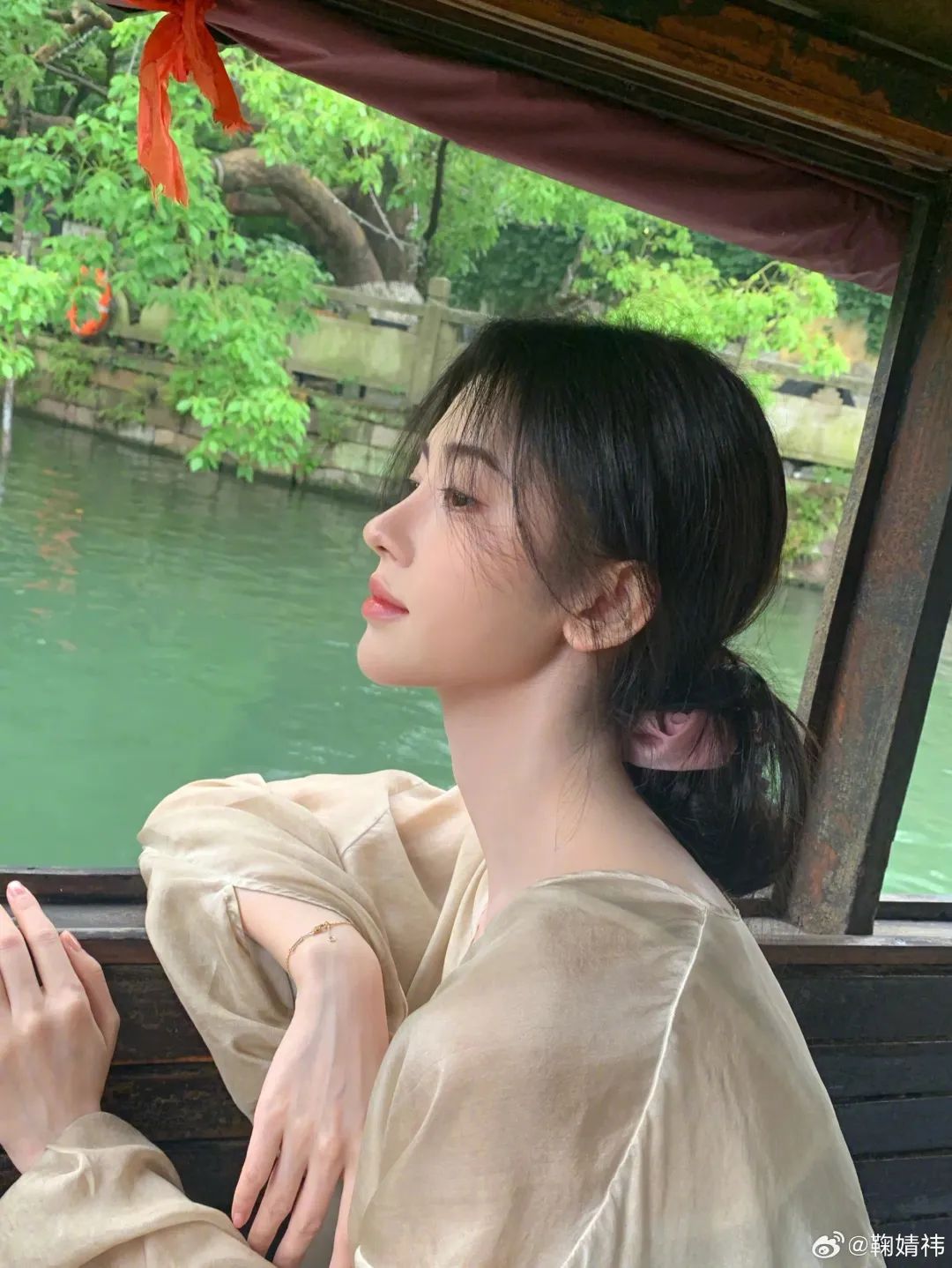 烟雨入江南|鞠婧祎柔情似水 - 炫图天下