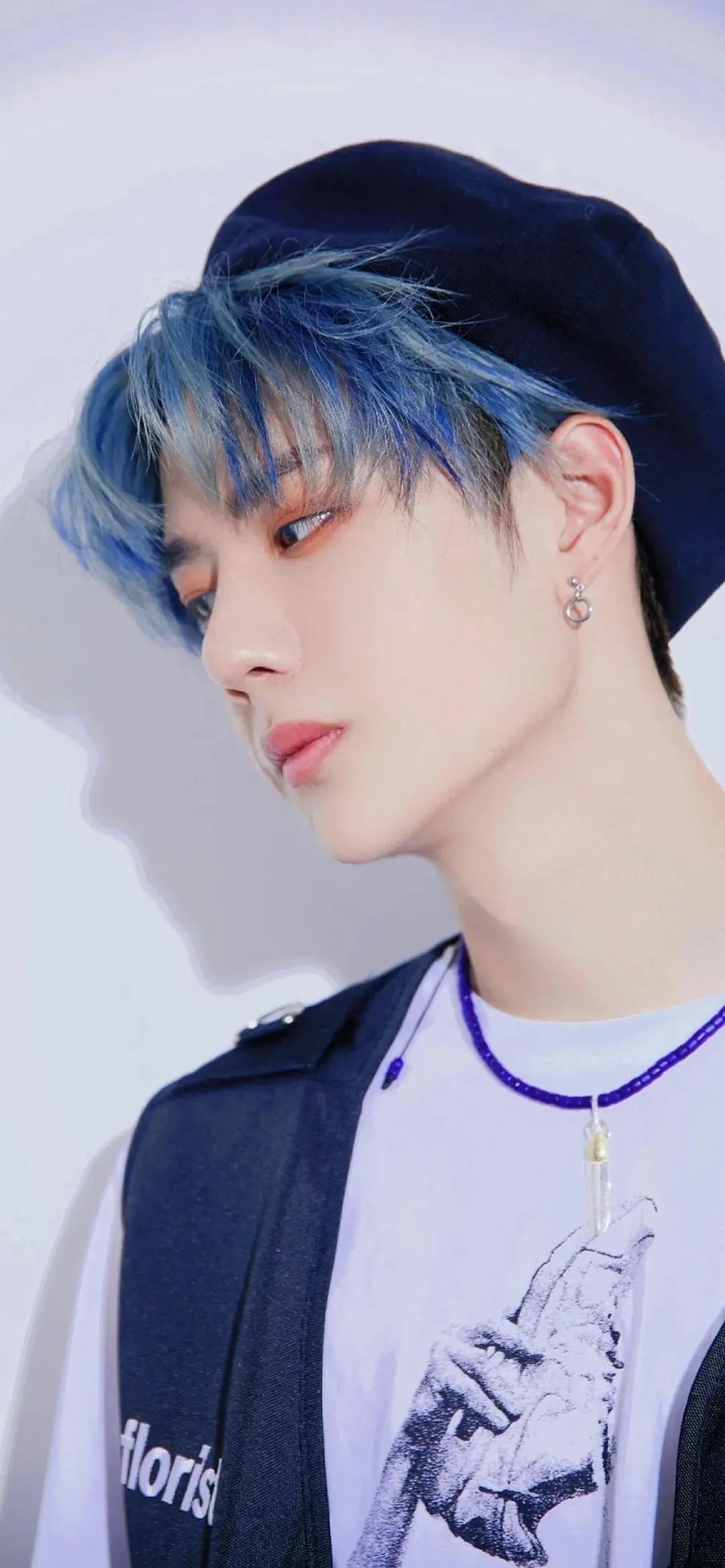 手机壁纸 | 记得以后你要快乐 这世界没那么多因果 - 炫图天下