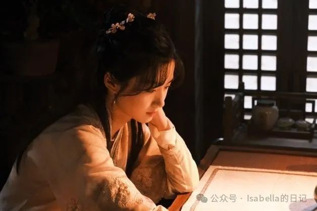 卢昱晓被称为“氧气美女”，其外形与演技兼具，颇有潜力 - 炫图天下