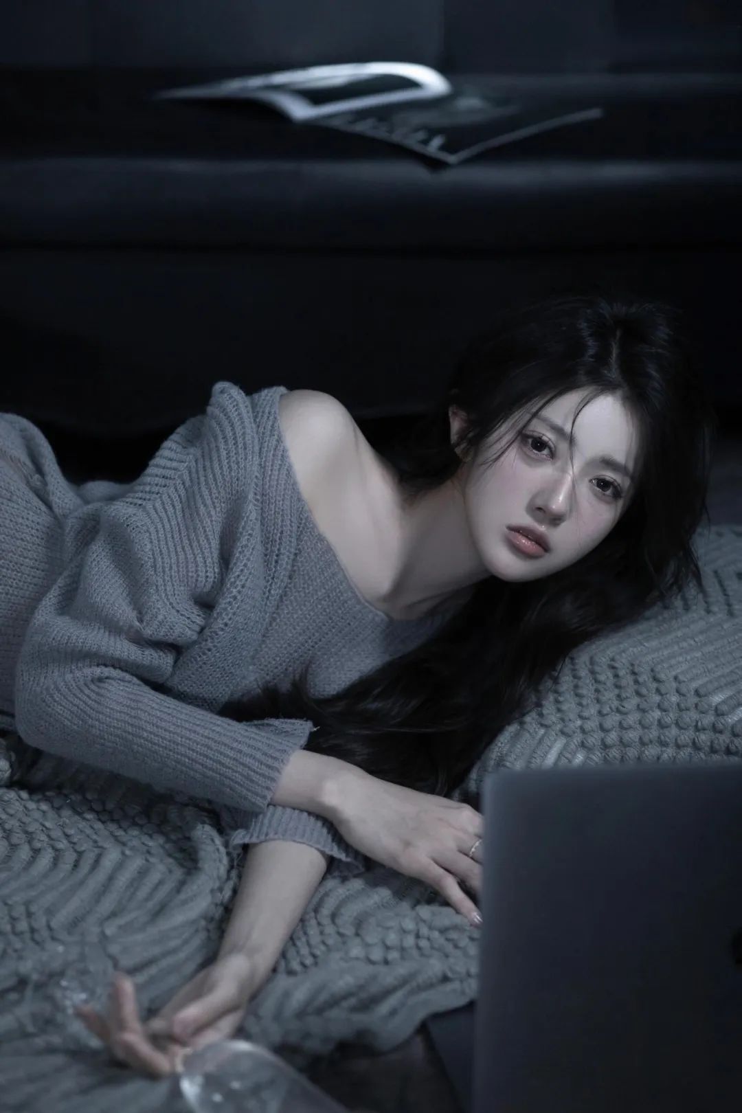 居家纯欲少女情绪写真 - 炫图天下