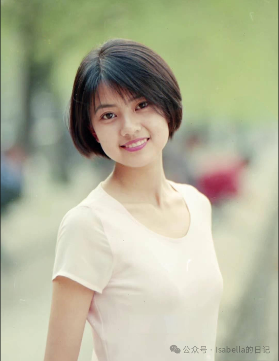 高圆圆……清丽秀雅的脸上荡漾着春天般美丽的笑容 - 炫图天下