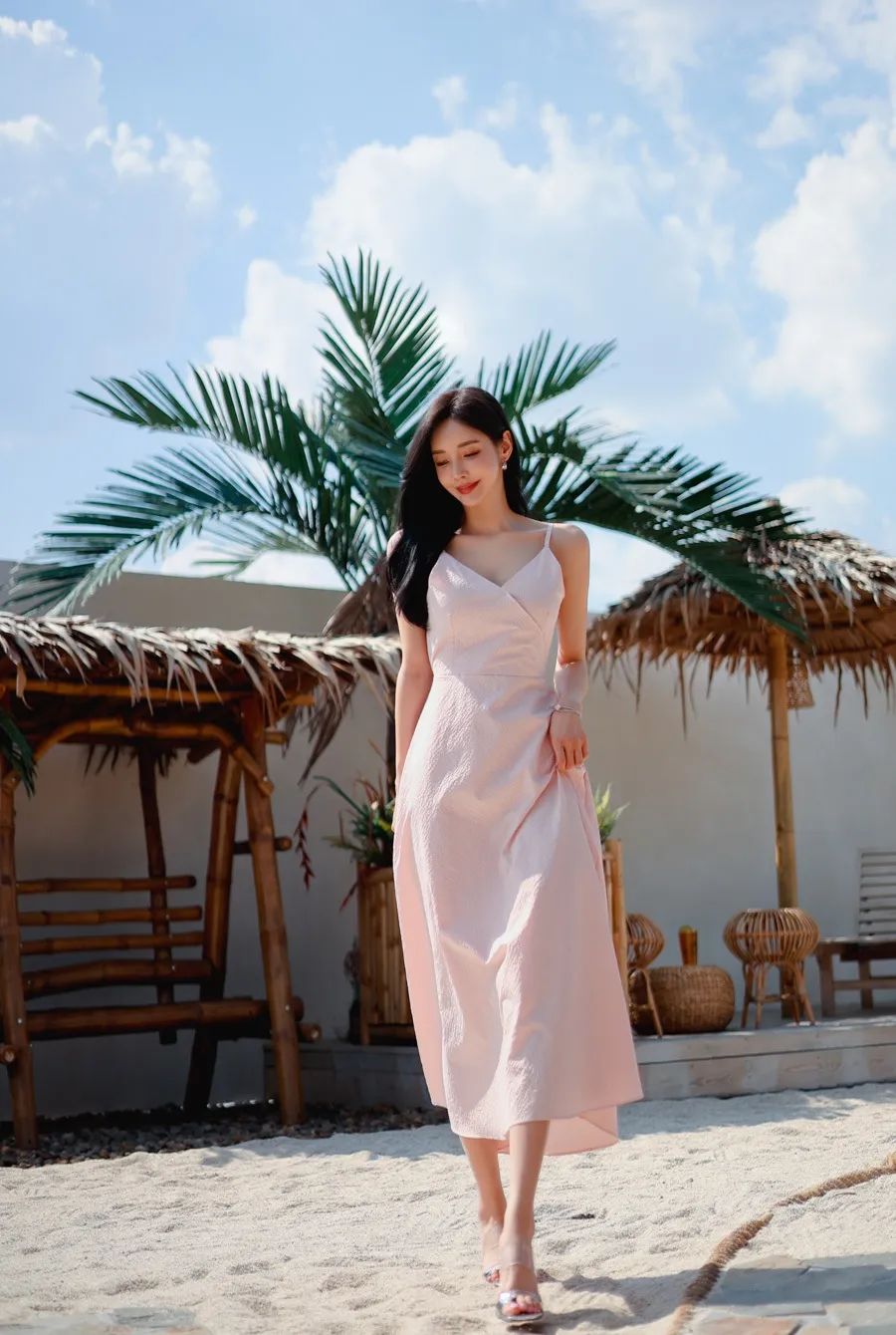 孙允珠图鉴823，粉色吊带连衣裙仙女 - 炫图天下