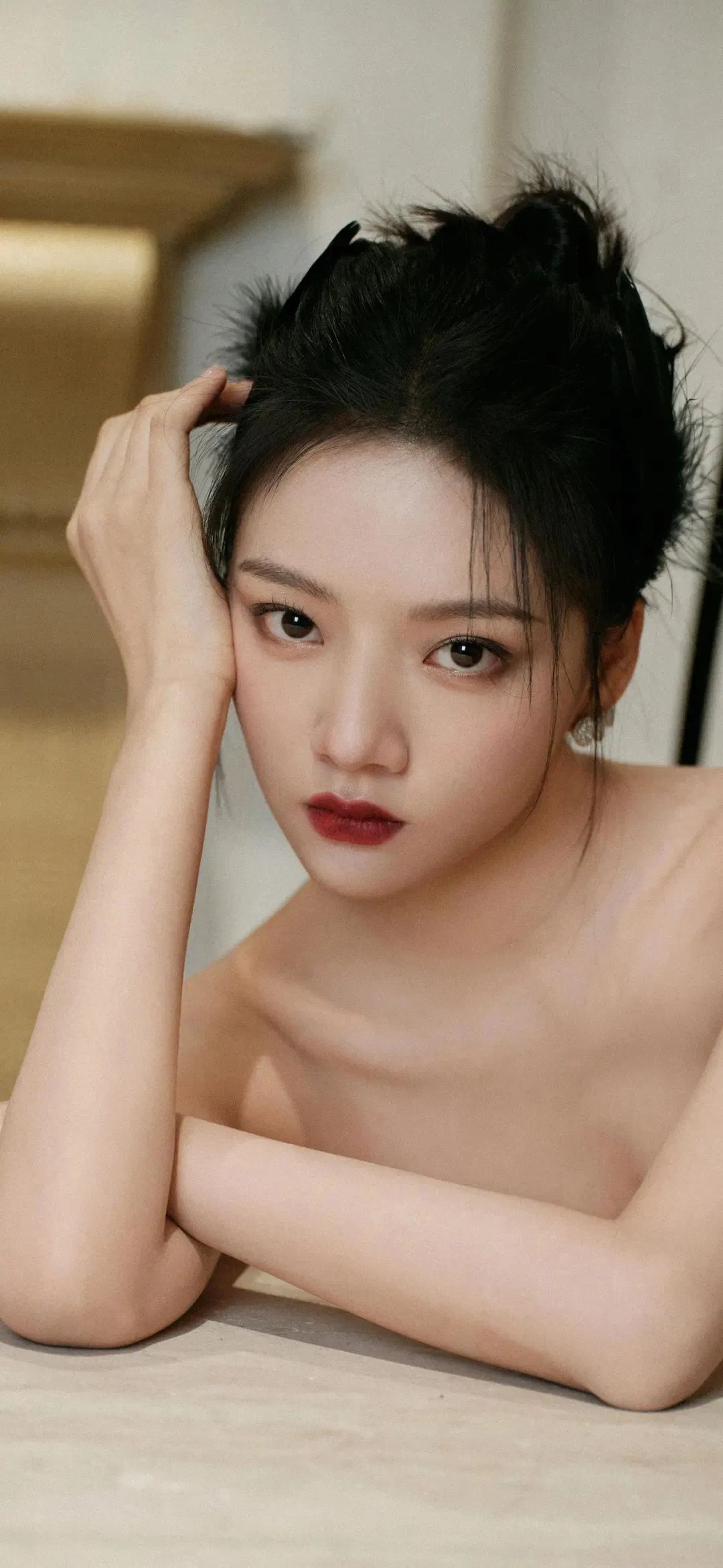 壁纸｜任敏写真壁纸可爱又性感抹胸壁纸 - 炫图天下