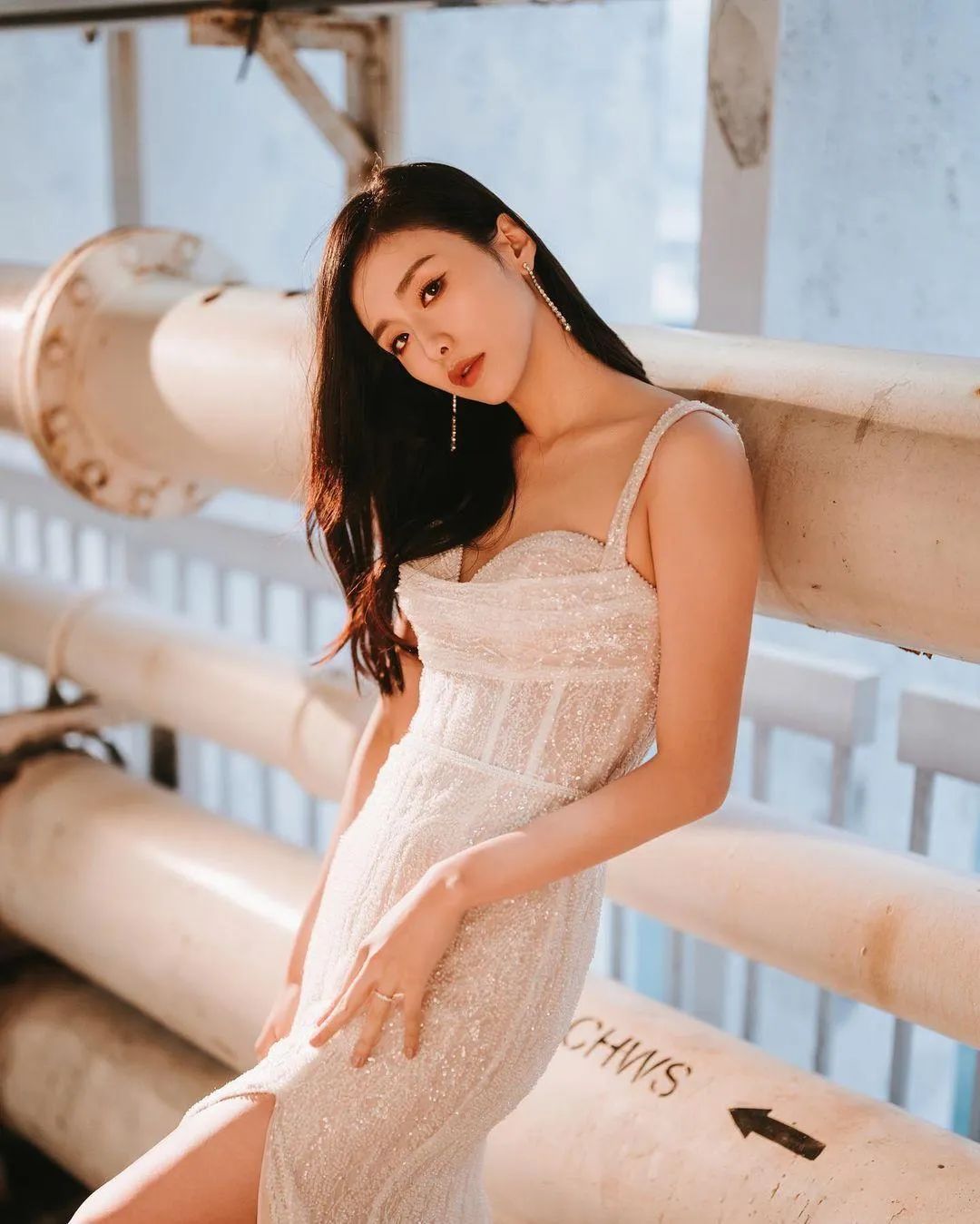 电气工程师眼中的女性之美：33D？ 174，极品大长腿！港岛最美辣妈！ - 炫图天下