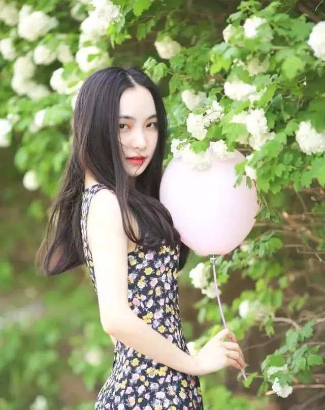 ​人像照怎么拍才好看？学会9个拍照姿势，拍出来的照片简单又自然 - 炫图天下