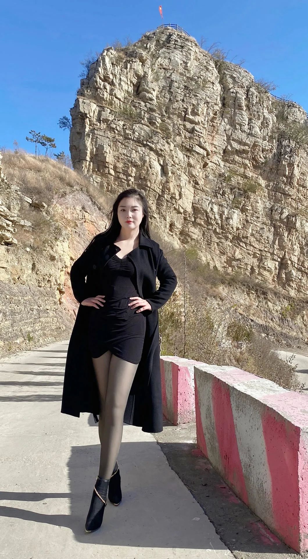 山路十八弯，路路有我呀 - 炫图天下