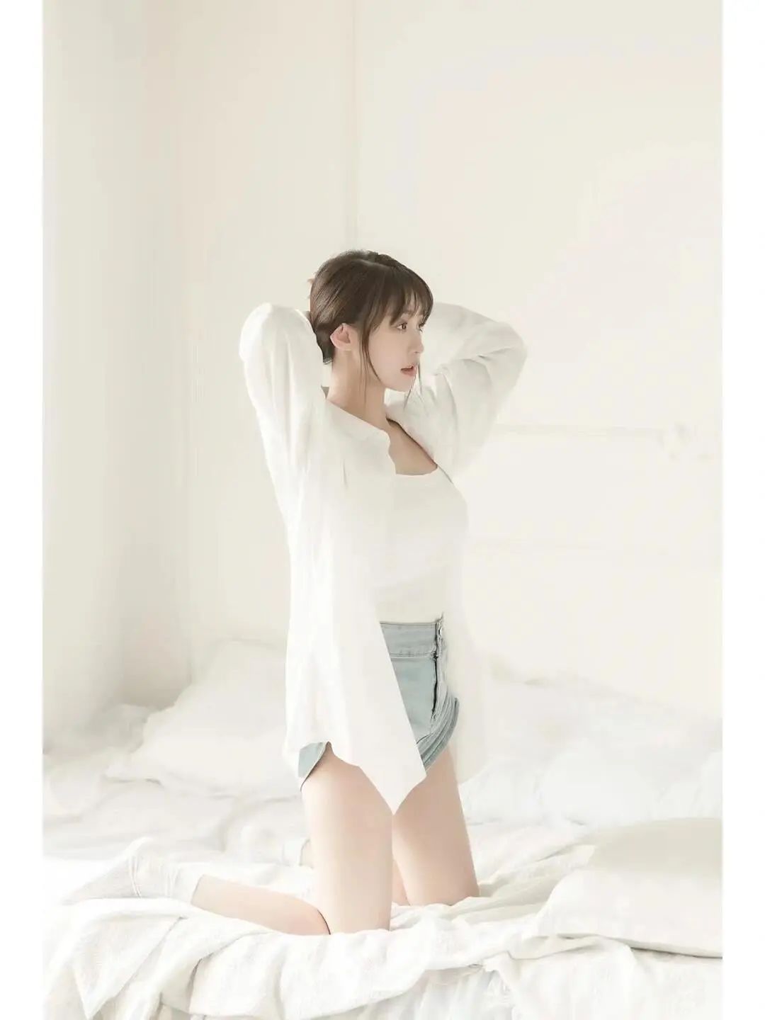 慵懒纯欲少女私房写真 - 炫图天下