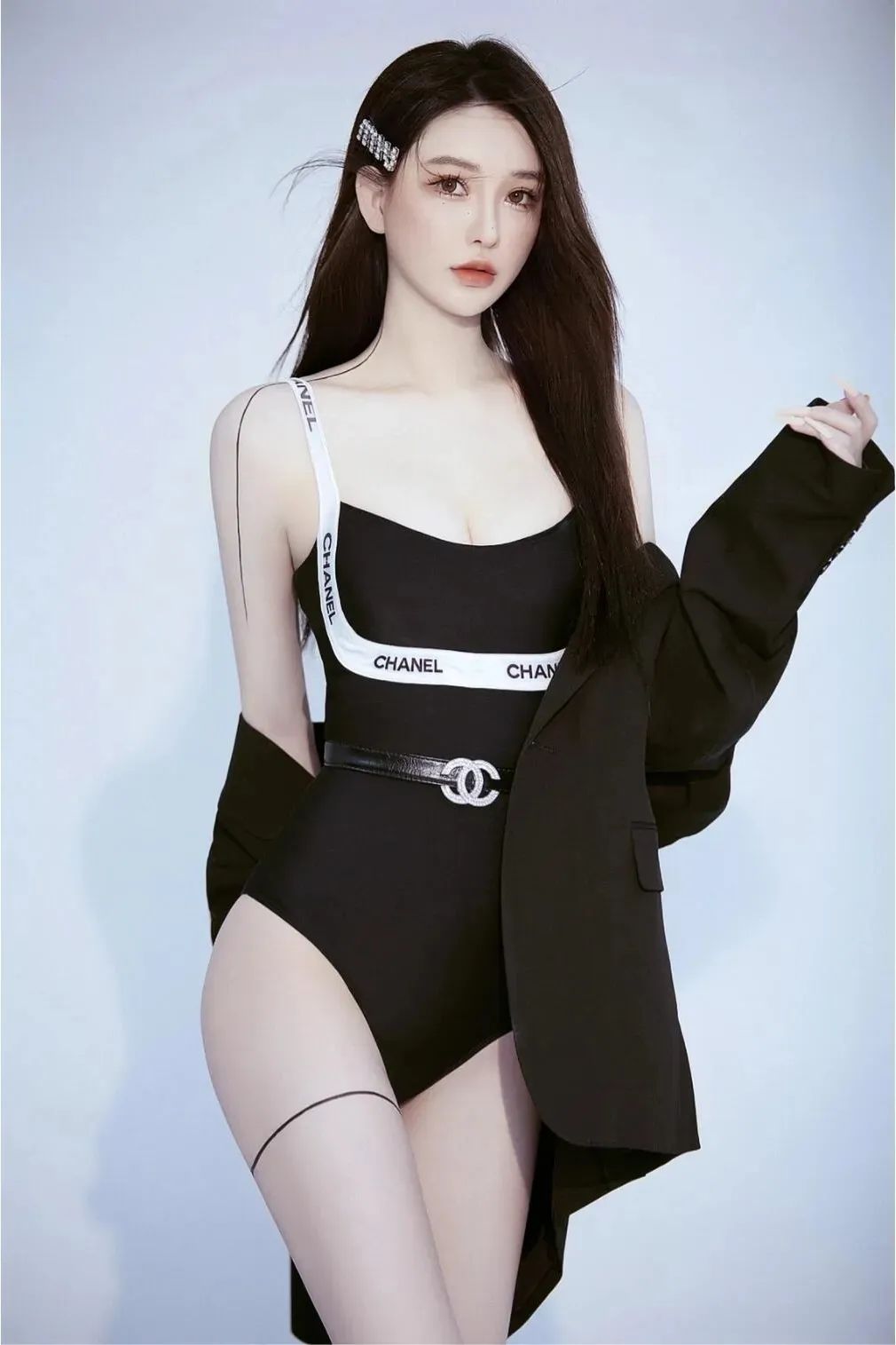 超模美腿写真 - 炫图天下