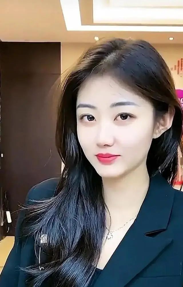 有一种女人叫“武装到牙齿里的美”！ - 炫图天下