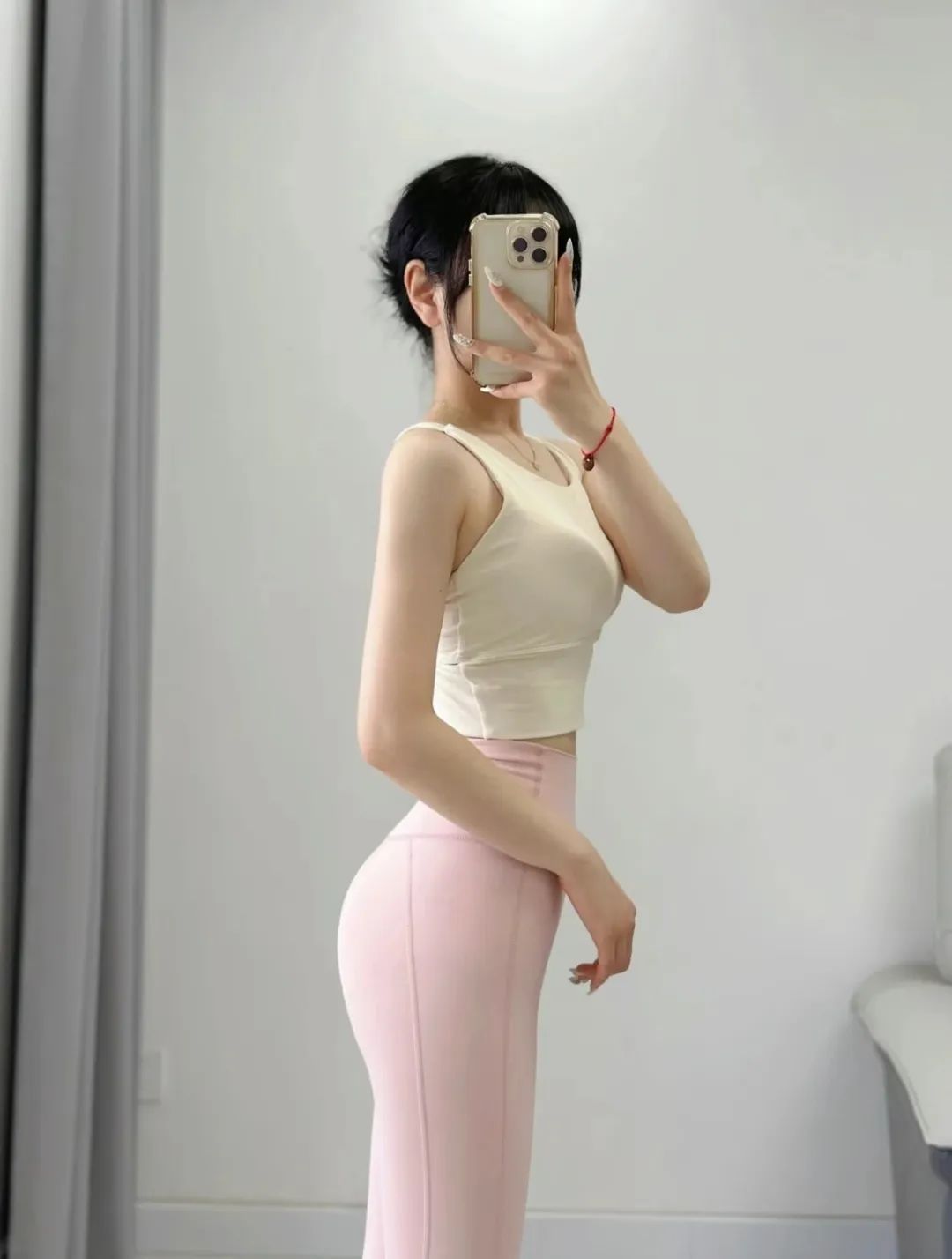 运动风穿搭，紧致又甜美 - 炫图天下