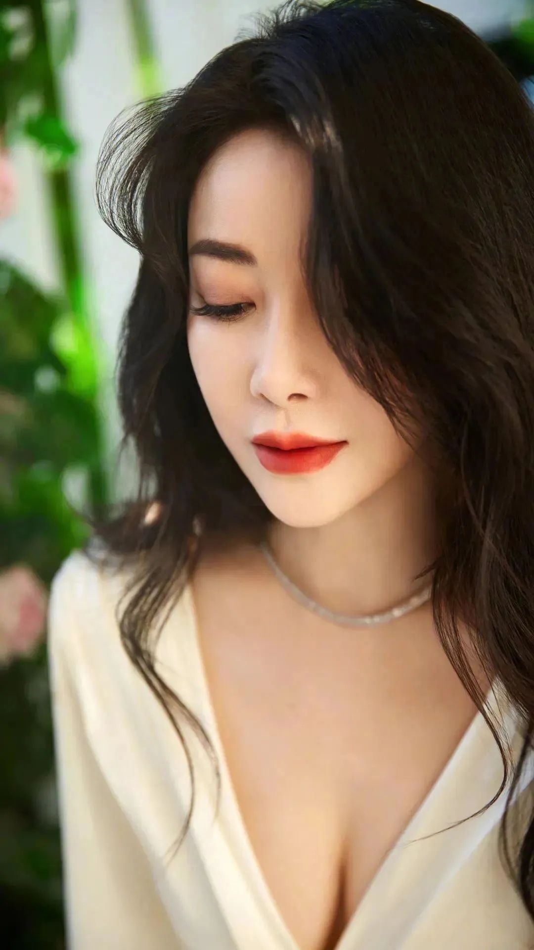 壁纸|陈紫函抹胸长裙壁纸 - 炫图天下