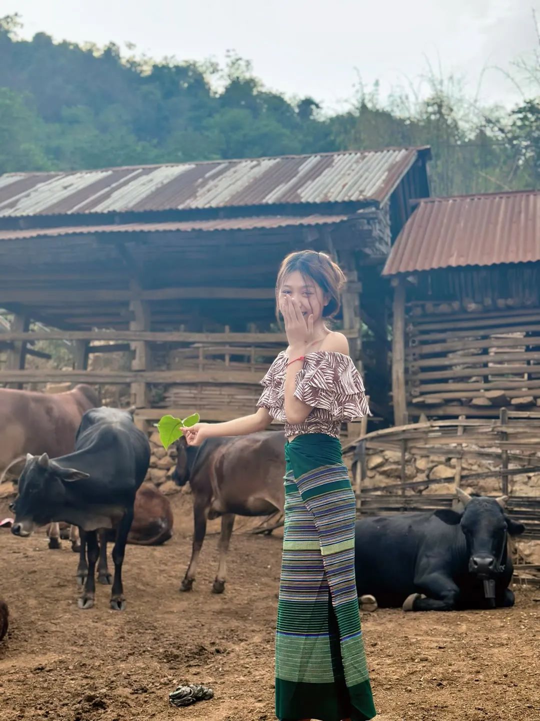 喜欢上一个人，只是看到她笑就很开心 - 炫图天下