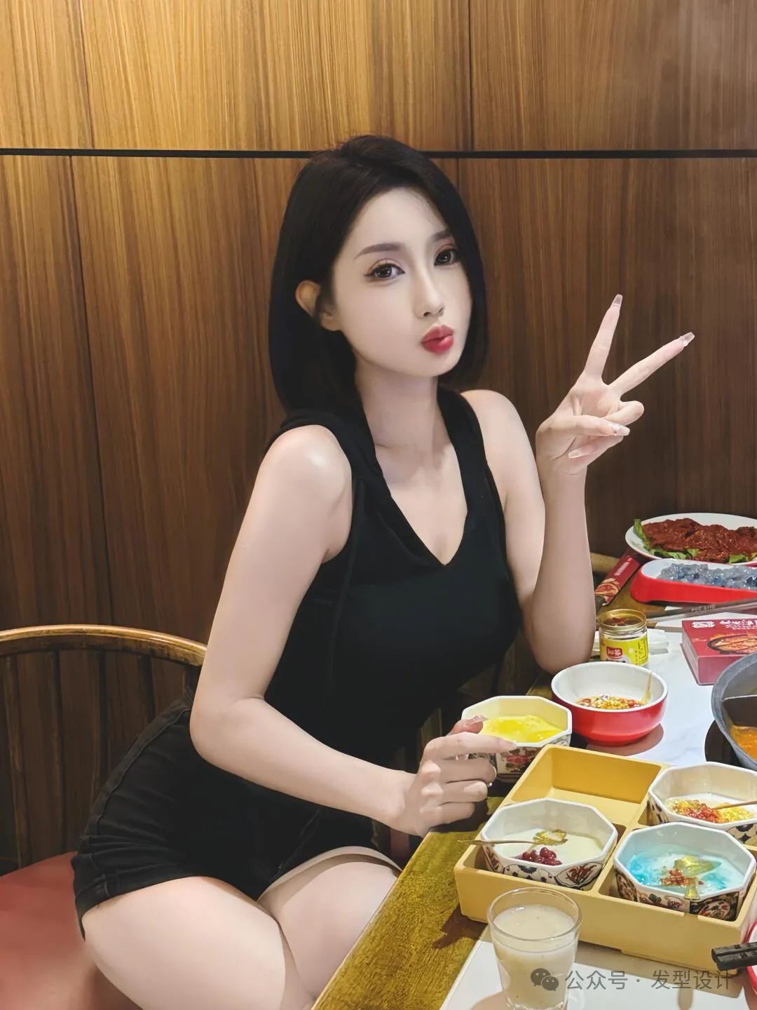 《短发美女，燃爆夏季性感风》 - 炫图天下