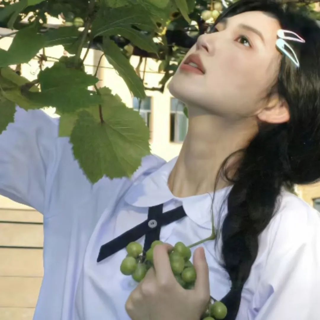 网名｜简单有深意的女生网名 - 炫图天下