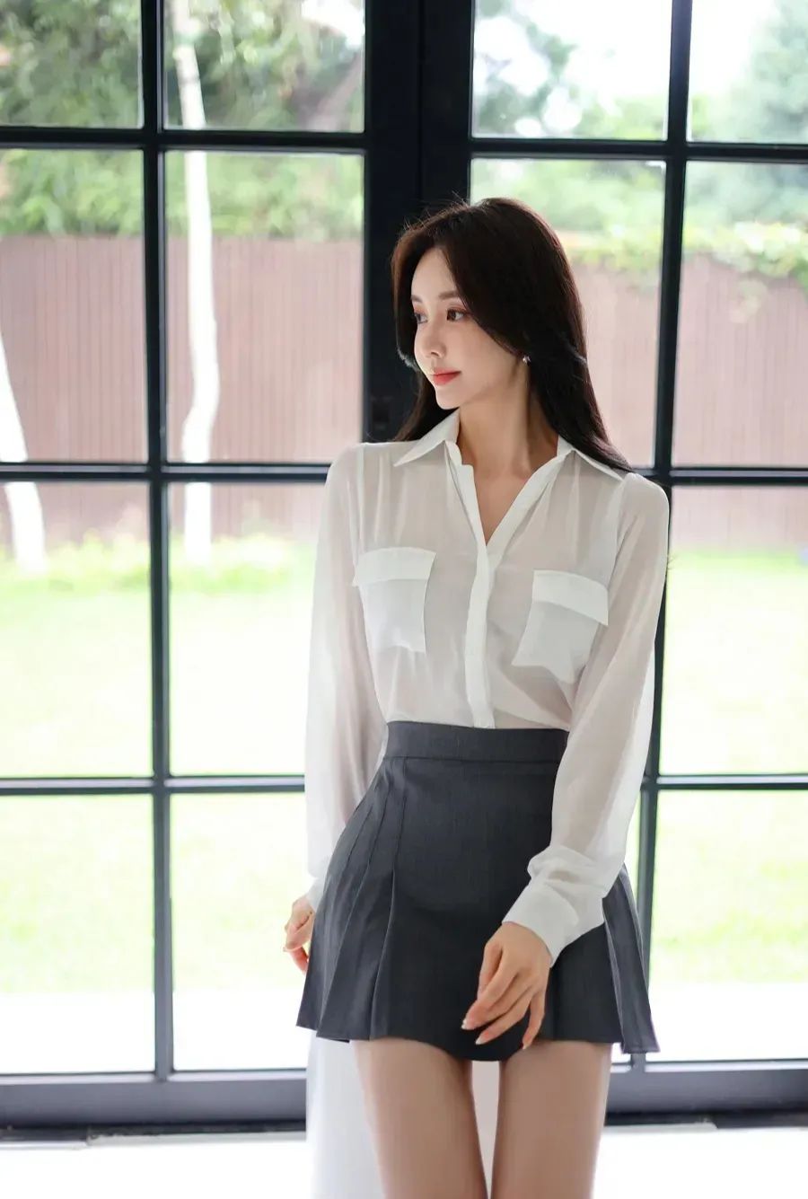 孙允珠图鉴970，学院风气质短裙 - 炫图天下