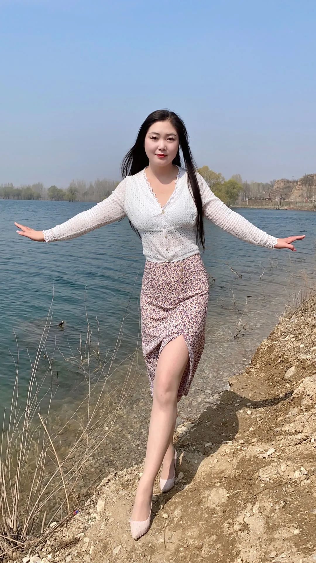 常在湖边走，哪有不偶遇的 - 炫图天下