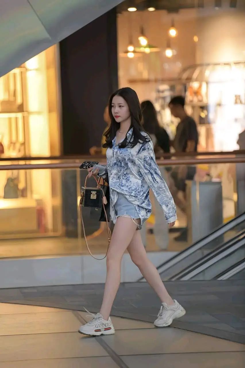 都市丽影：天生丽质 - 炫图天下