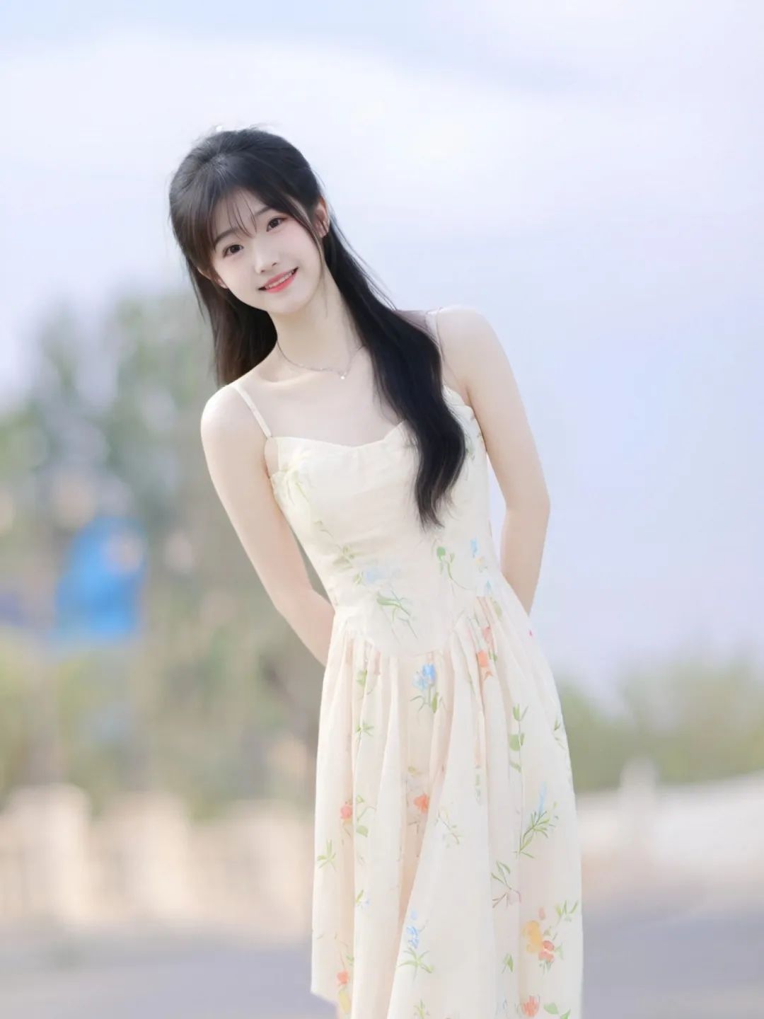 高清女生壁纸，清纯甜妹分享：勇于尝试，因为每一次尝试都是成长 - 炫图天下