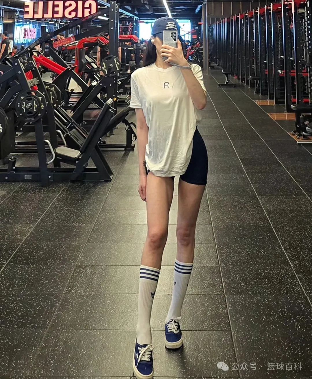 这大长腿，绝美！不蹬三轮可惜了！ - 炫图天下