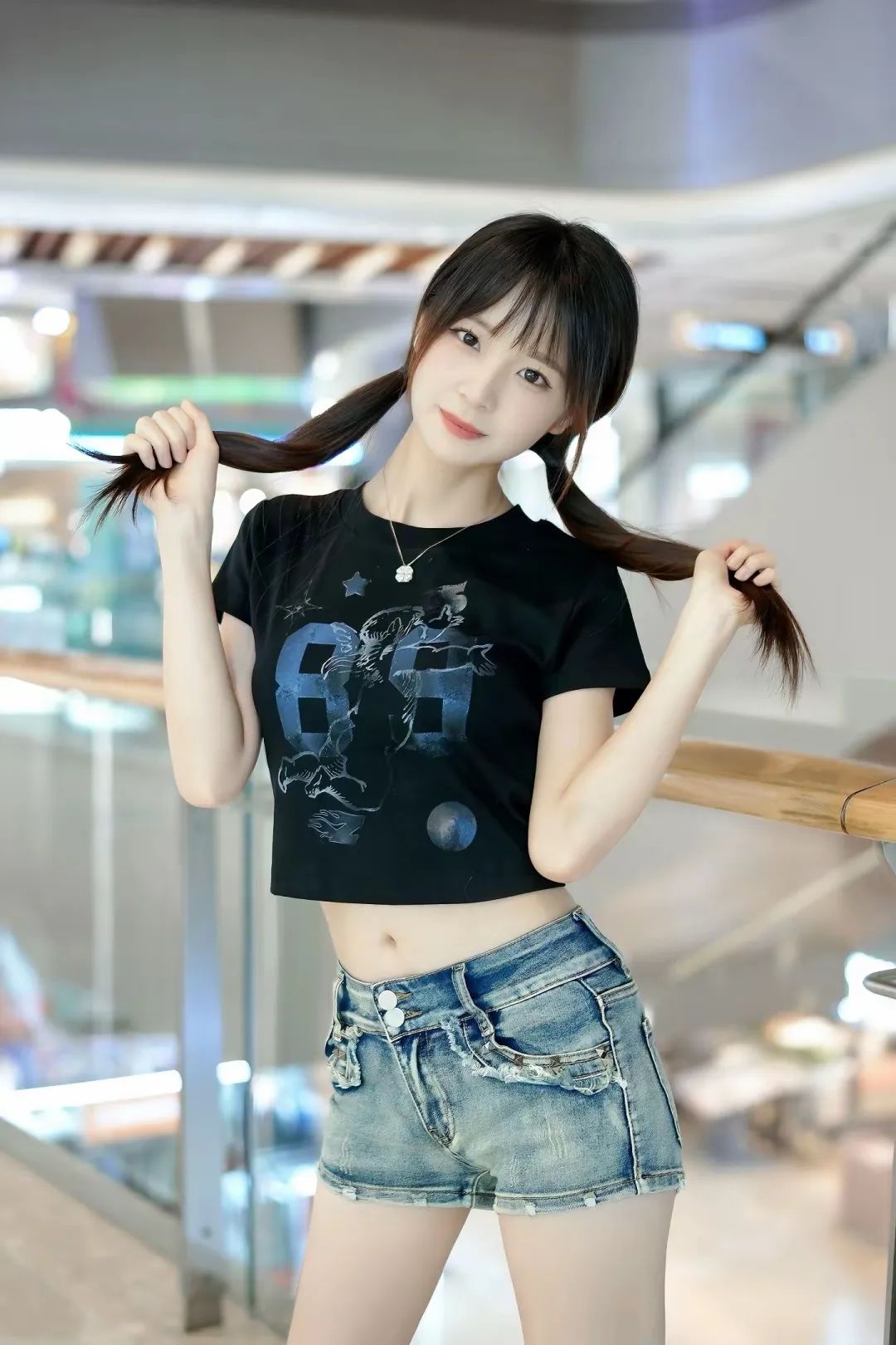 时常讨厌自己圆圆的脸蛋，直到你说好可爱 - 炫图天下