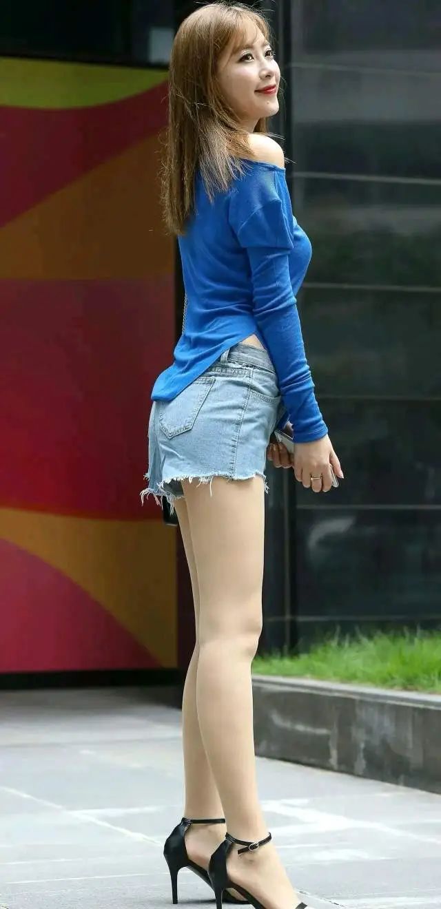 都市丽影：窈窕淑女 - 炫图天下