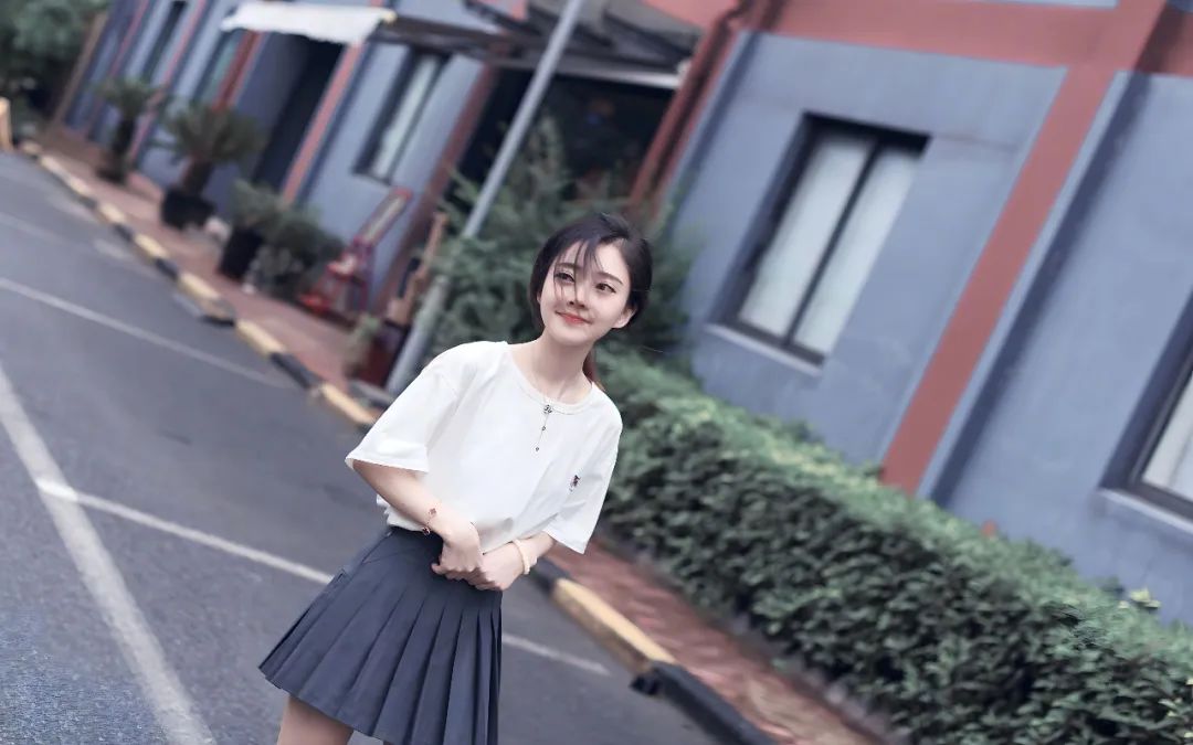 电脑壁纸 | 4K高清尤物 性感养眼 - 炫图天下