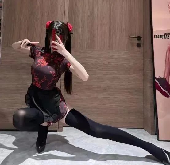 颜值cos：腐团儿cos中华娘，旗袍装太美了 - 炫图天下