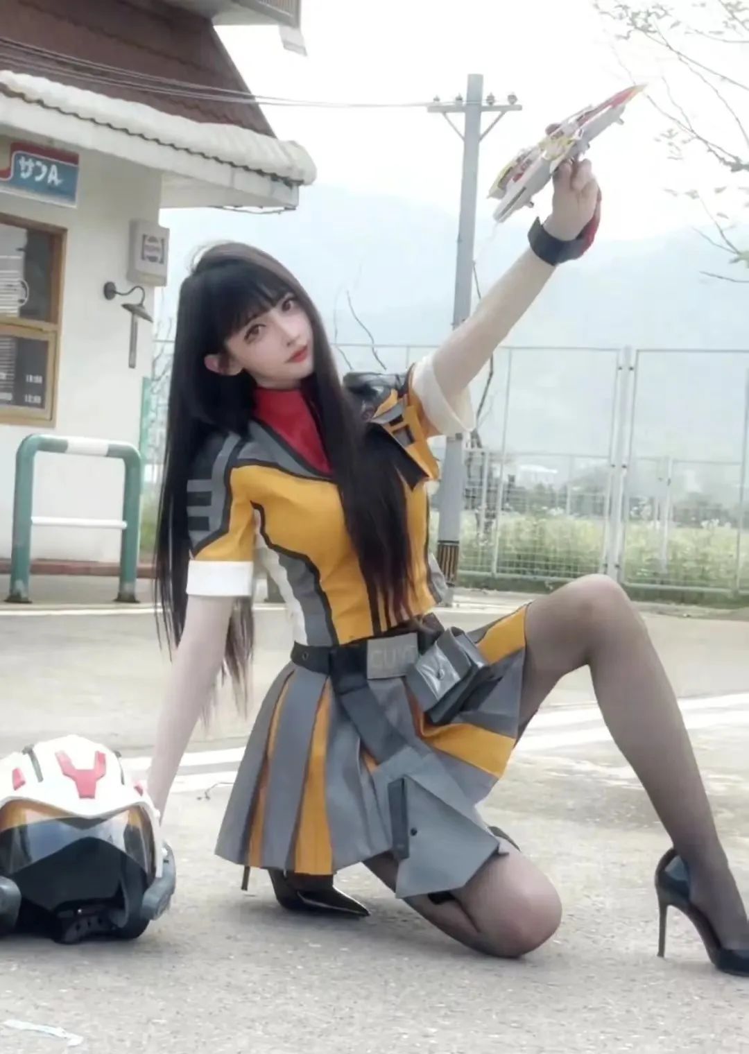 颜值cos：白丝+玉足，小姐姐太可爱了 - 炫图天下