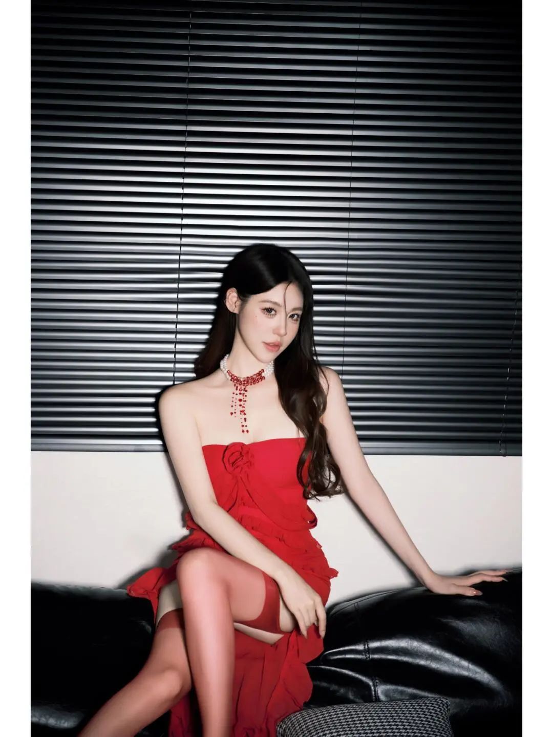 美女 | 红色的绝杀 - 炫图天下