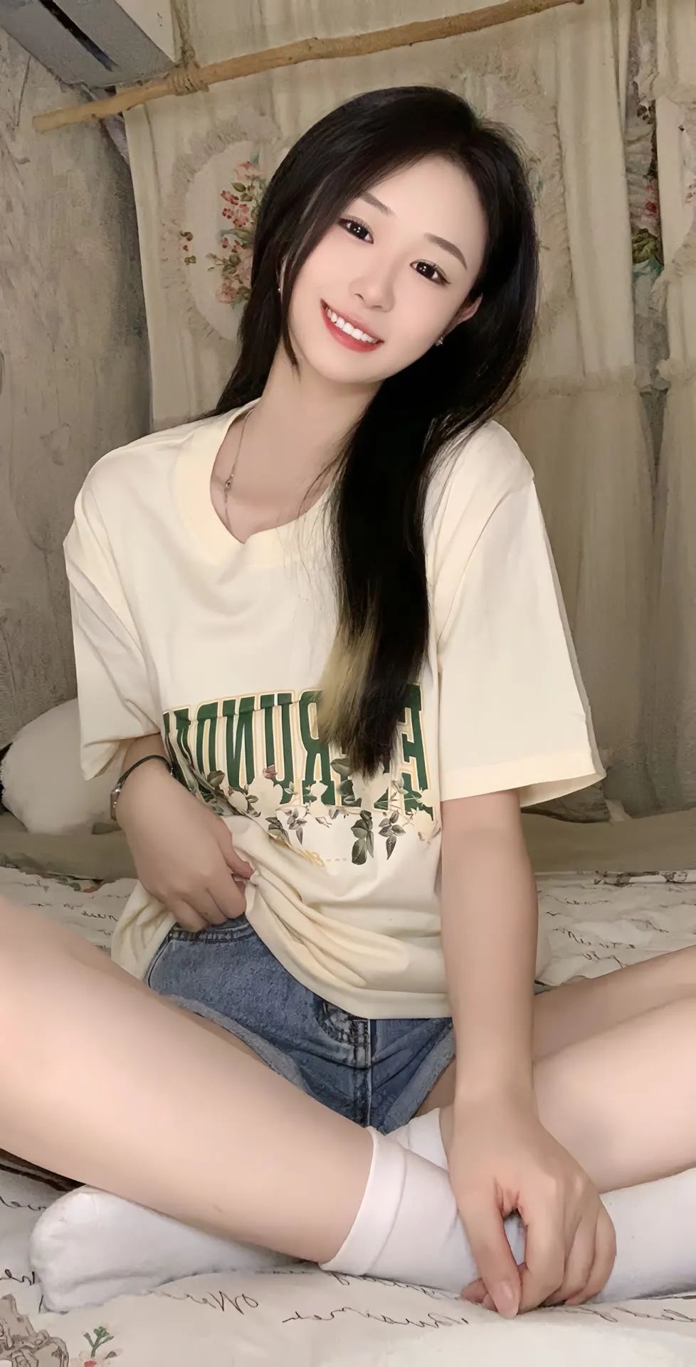 你的高中校花女友！ - 炫图天下