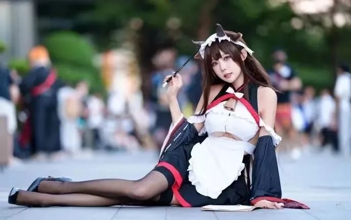 颜值cos：黑丝美腿的小姐姐，颜值担当 - 炫图天下