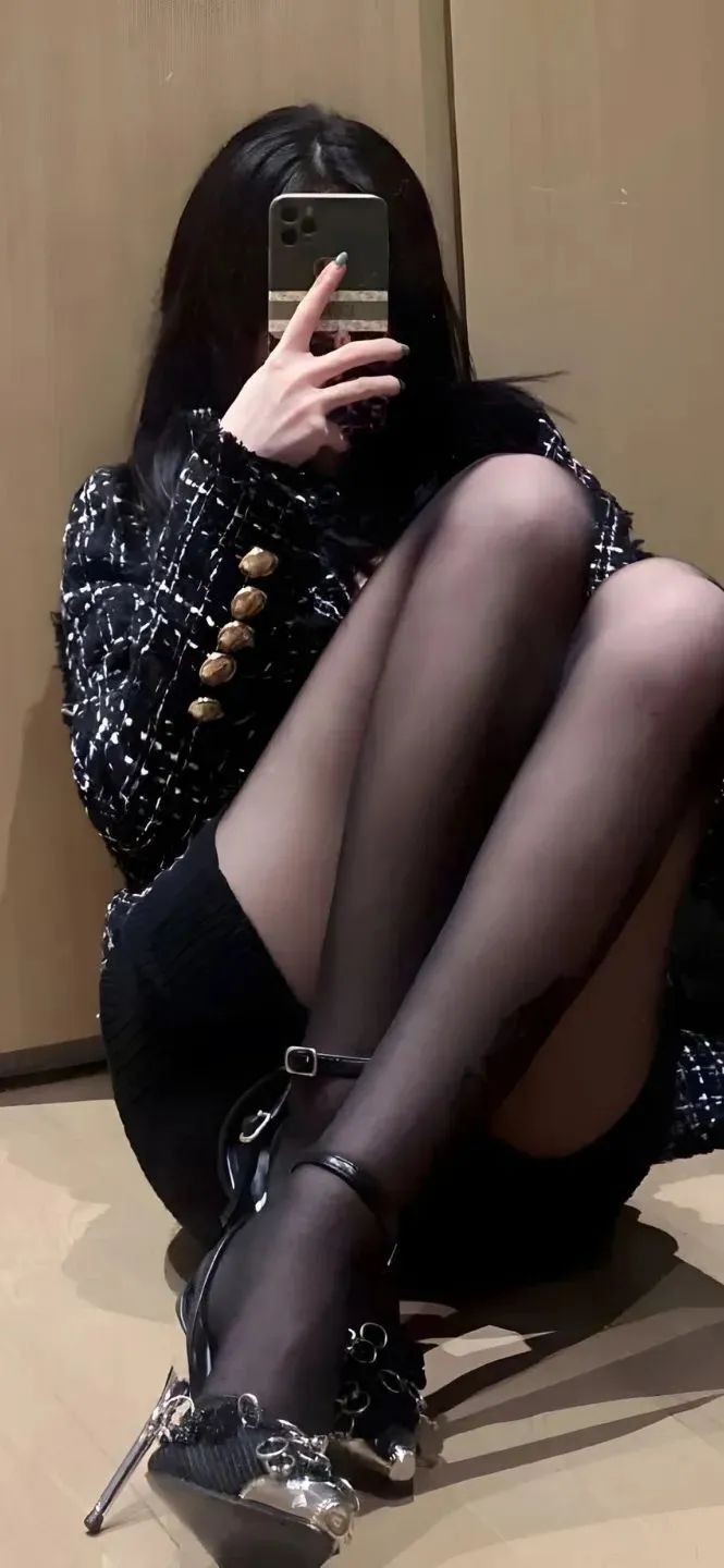 渣男壁纸｜腿控 婀娜多姿 - 炫图天下