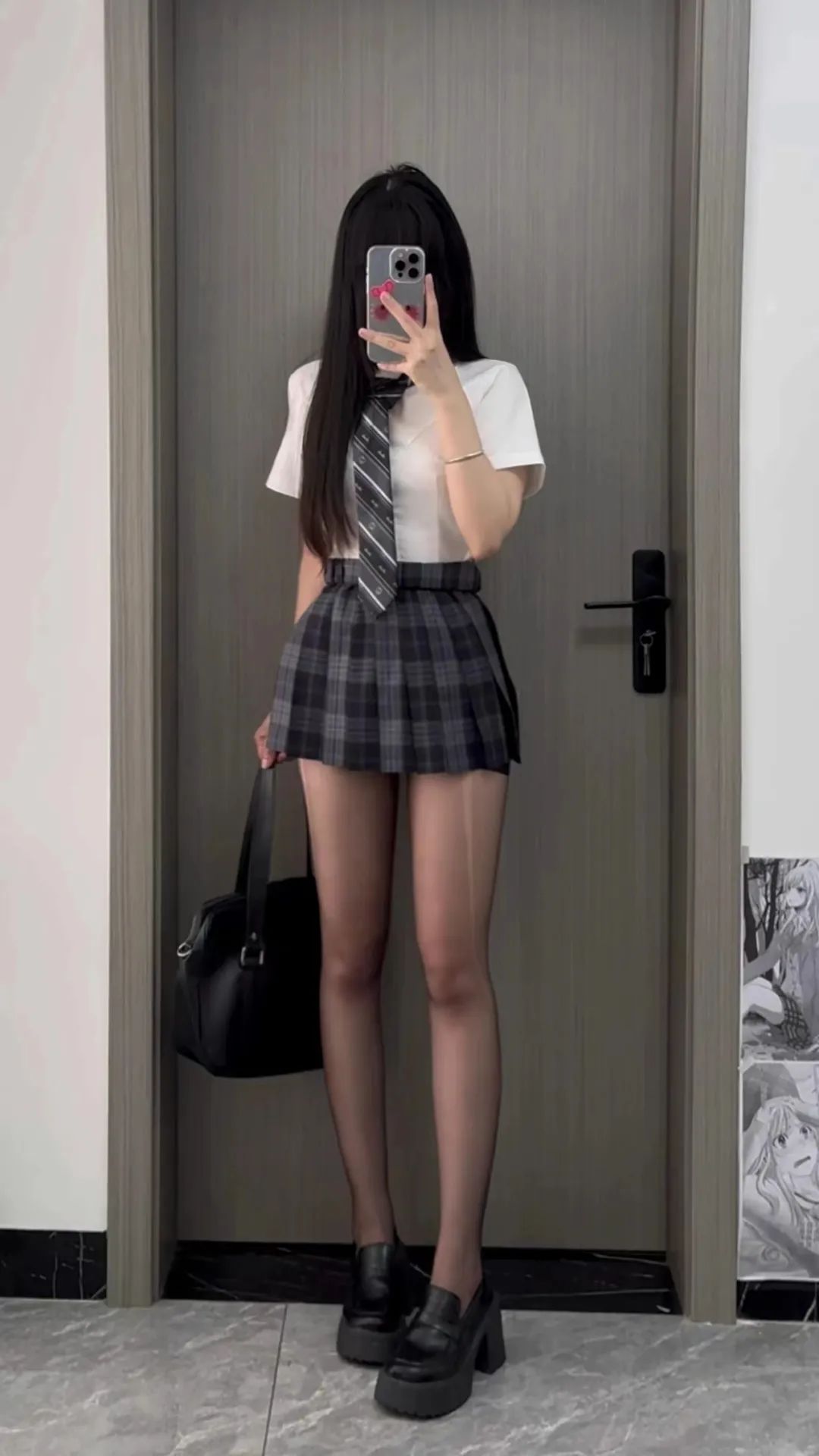 颜值cos，黑丝美腿的高中学姐，颜值担当 - 炫图天下