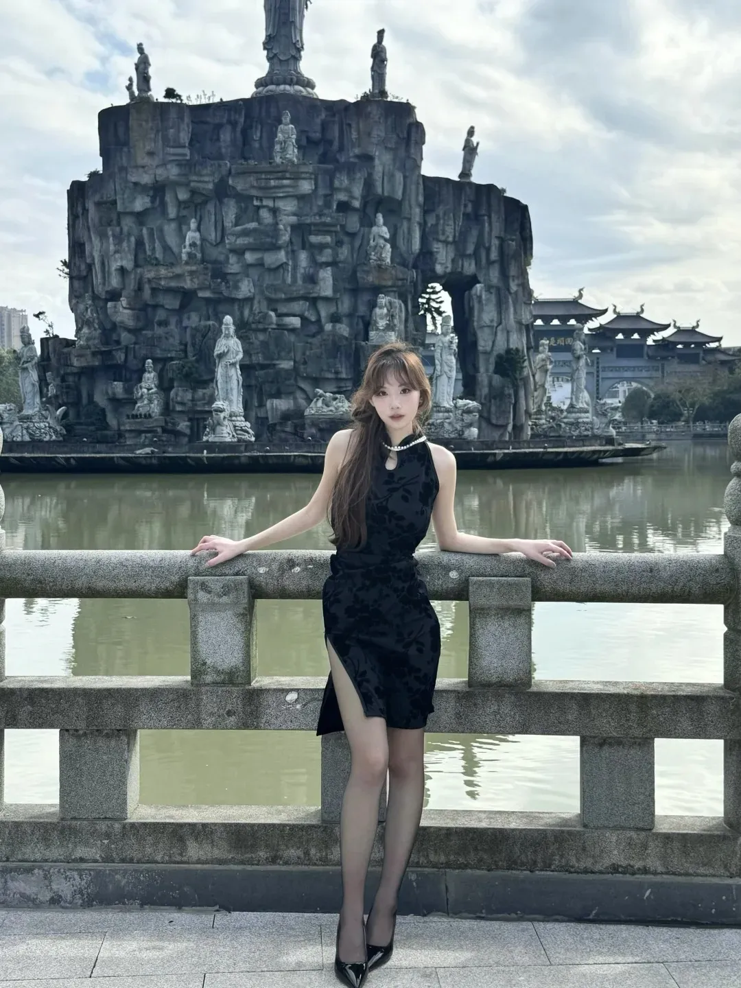 中华娘COS，黑丝旗袍，简直太迷人了 - 炫图天下